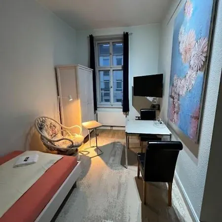 Apartment - Schweriner Altstadt - 6 *